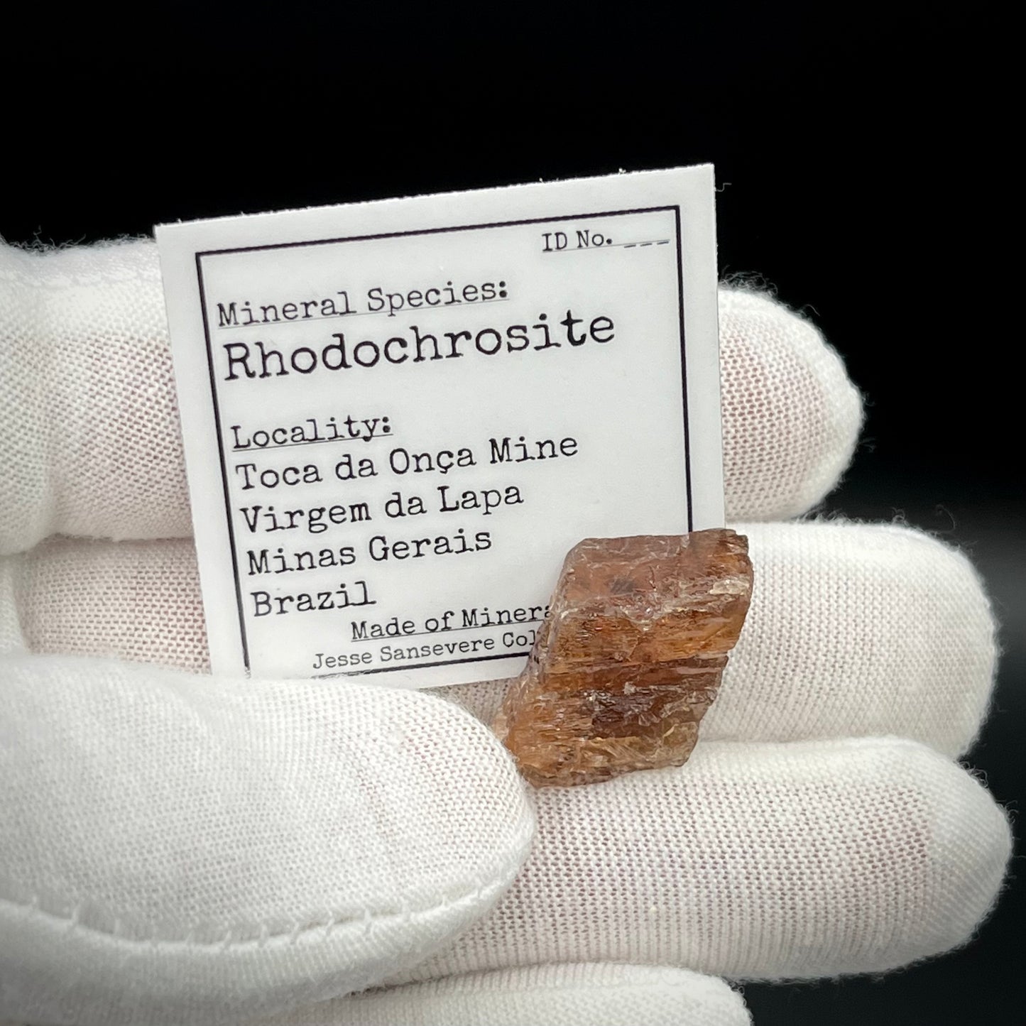 Rhodochrosite Virgem da Lapa, Minas Gerais, Brazil 2.5 cm