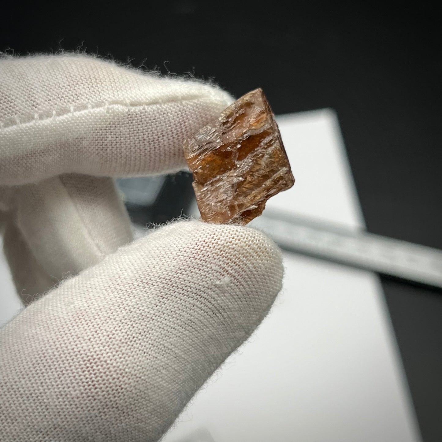 Rhodochrosite Virgem da Lapa, Minas Gerais, Brazil 2.5 cm