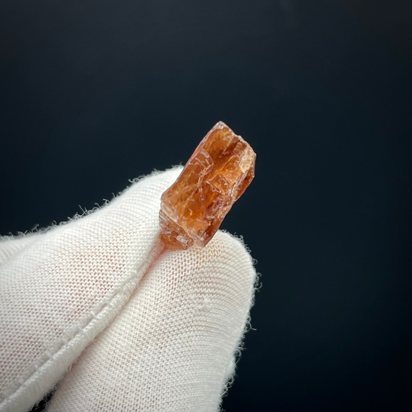 Rhodochrosite Virgem da Lapa, Minas Gerais, Brazil 2.5 cm