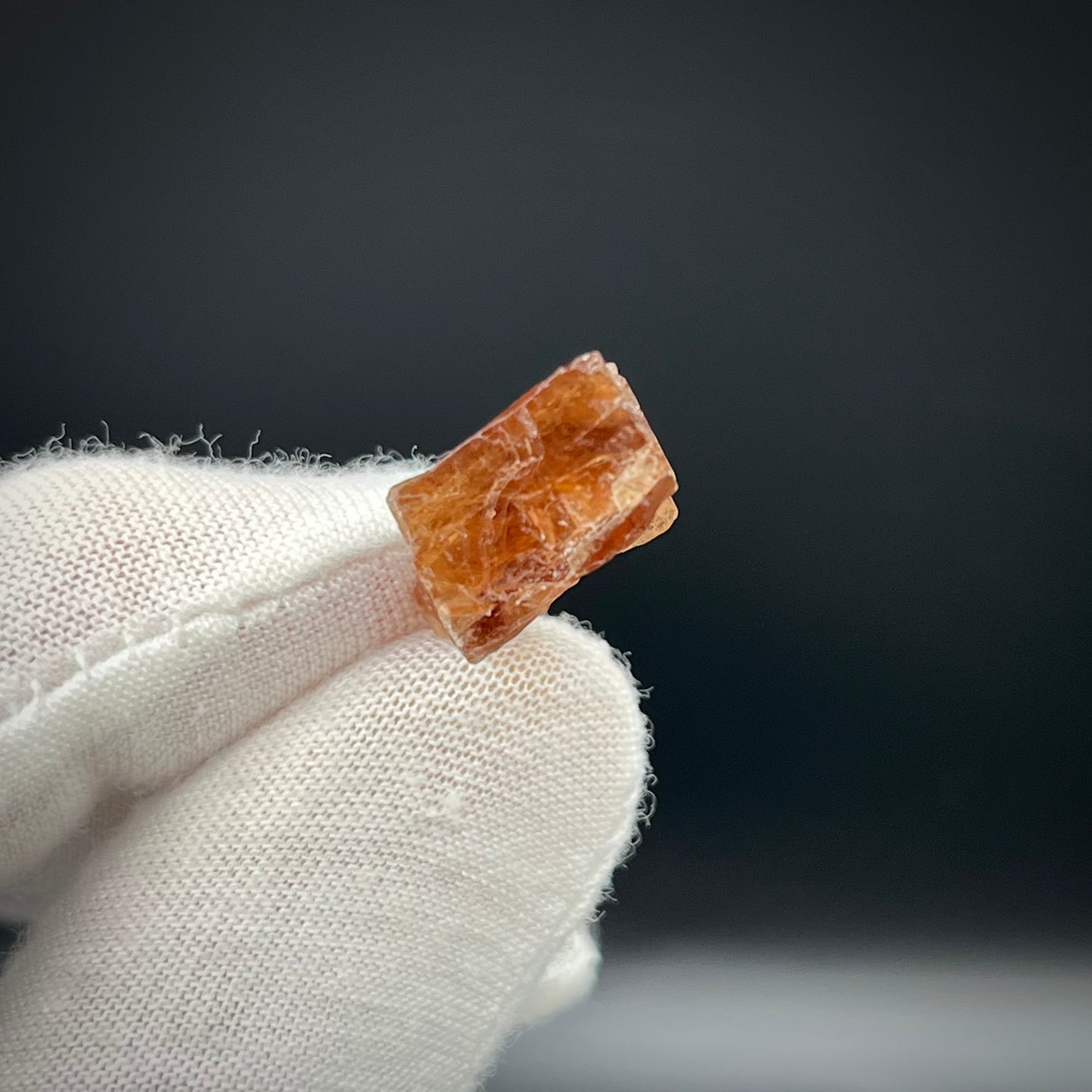Rhodochrosite Virgem da Lapa, Minas Gerais, Brazil 2.5 cm